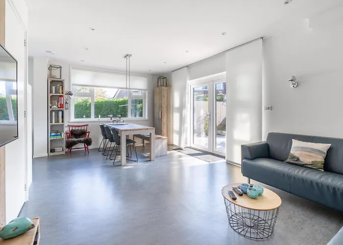 Epelaan 34 بيت للعطل *