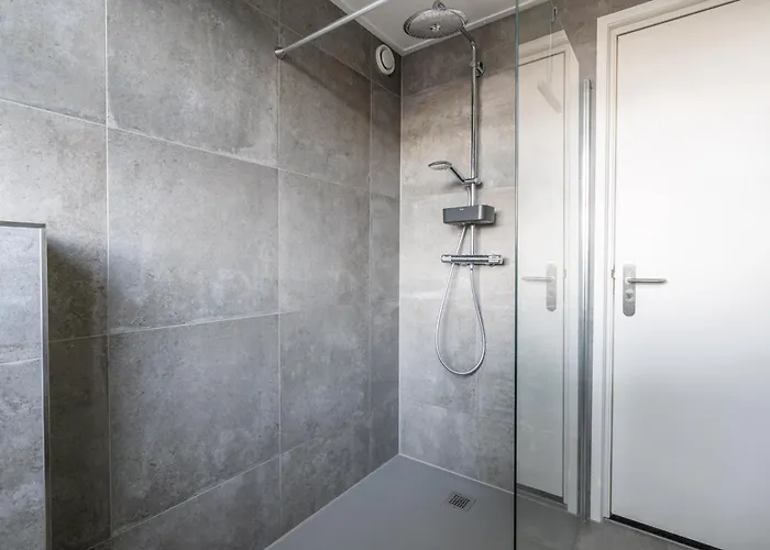 Epelaan 34 بيت للعطل دي كوخ